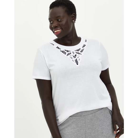 Torrid White Embroidered Tee Soft Material - Size 3 -22/24 NWT - Picture 7 of 7